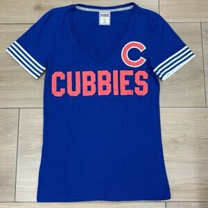 Chicago Cubs Women’s Medium Victoria’s Secret PINK Graphic T Shirt MLB 5th Ocean